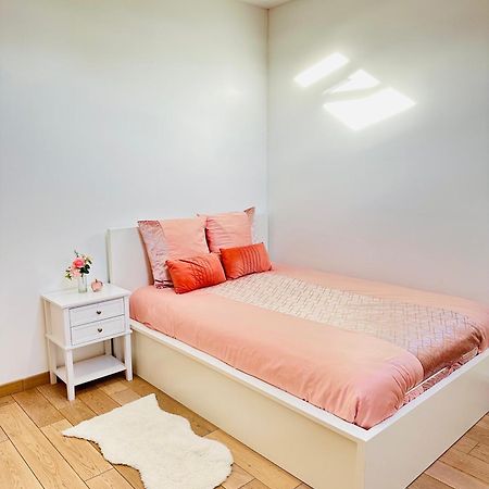 Jabeen'S House Bedroom 2 Безон Екстериор снимка