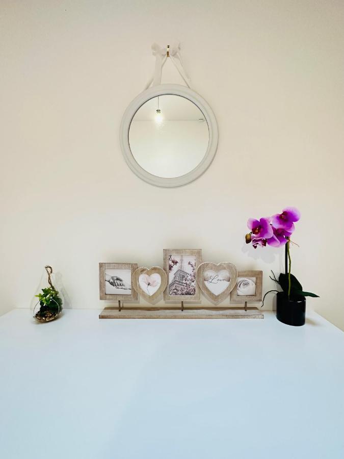 Jabeen'S House Bedroom 2 Безон Екстериор снимка